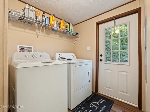 Tiny photo for 438 Jarnigan St, Clinton, TN 37716 (MLS # 1360035)