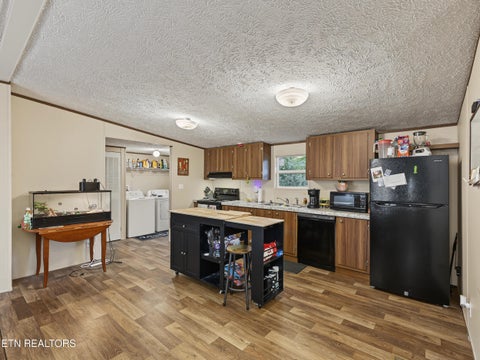 Tiny photo for 438 Jarnigan St, Clinton, TN 37716 (MLS # 1360035)
