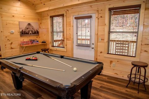 Tiny photo for 834 String Run Way, Pigeon Forge, TN 37863 (MLS # 1328235)