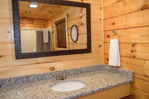 Tiny photo for 834 String Run Way, Pigeon Forge, TN 37863 (MLS # 1328235)