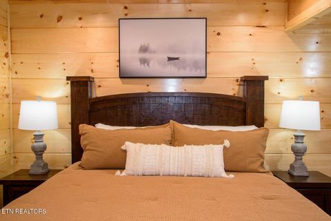 Tiny photo for 834 String Run Way, Pigeon Forge, TN 37863 (MLS # 1328235)