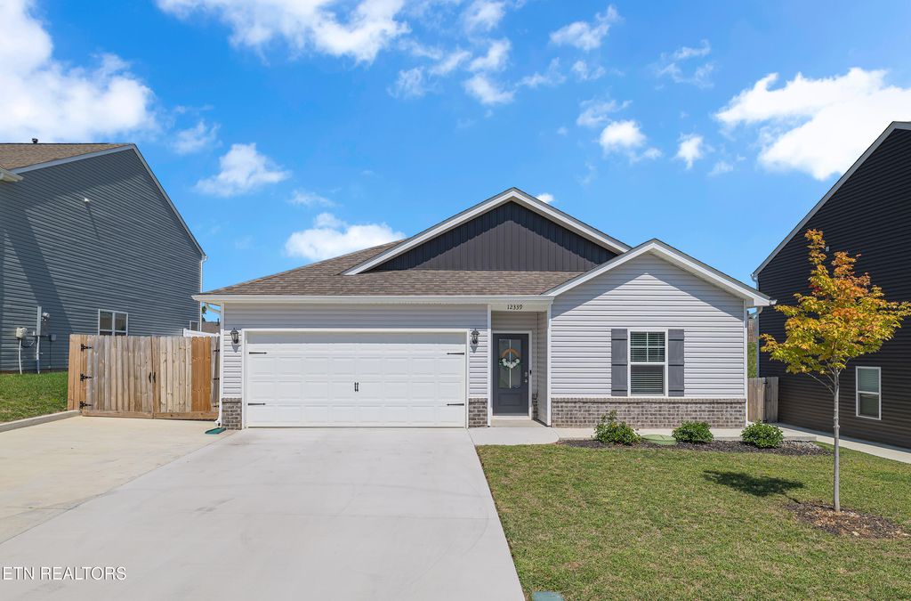 Photo of 12339 Hatmaker Lane, Knoxville, TN 37932 (MLS # 1325212)