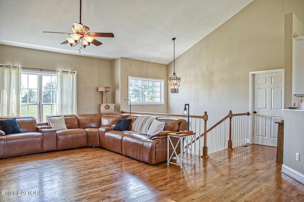 Photo of 1964 Clemmons Rd, Cookeville, TN 38501 (MLS # 1337866)