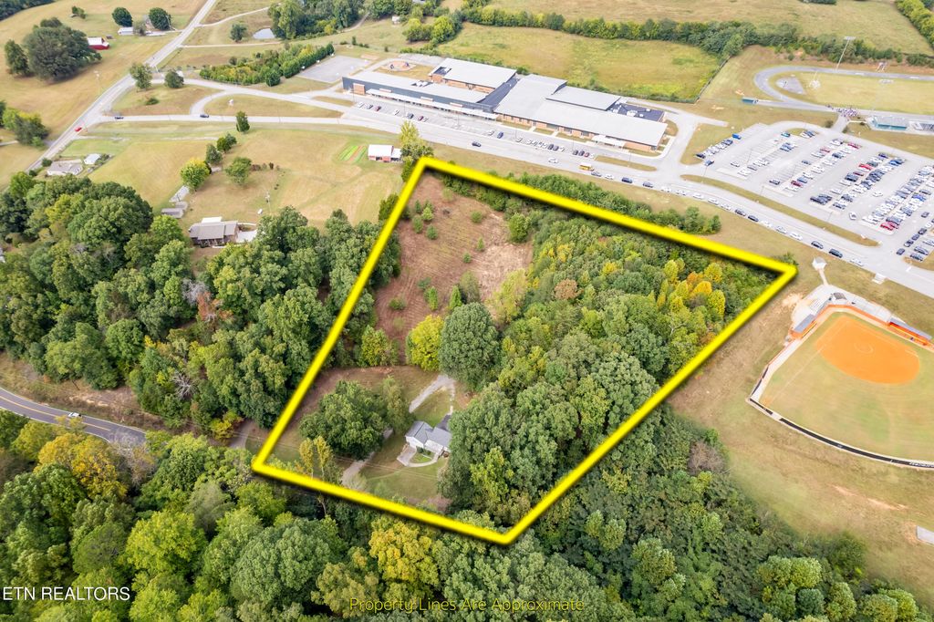 Photo of 234 S Union Grove Rd, Friendsville, TN 37737 (MLS # 1241341)