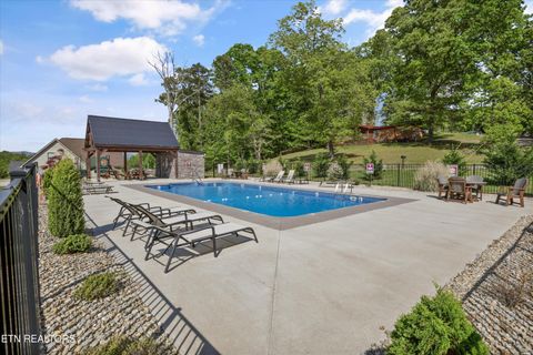 Tiny photo for 28 Bridgewater Blvd, Morristown, TN 37814 (MLS # 1338359)