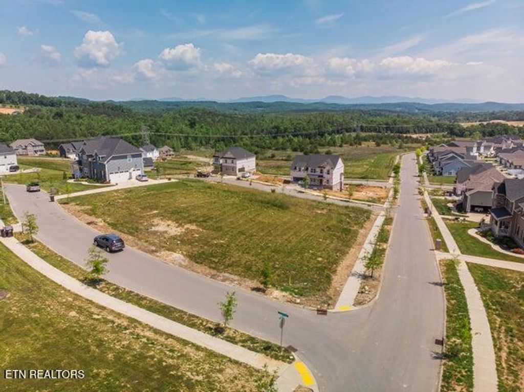 Photo of 100 Hollyberry Rd, Oak Ridge, TN 37830 (MLS # 1329956)