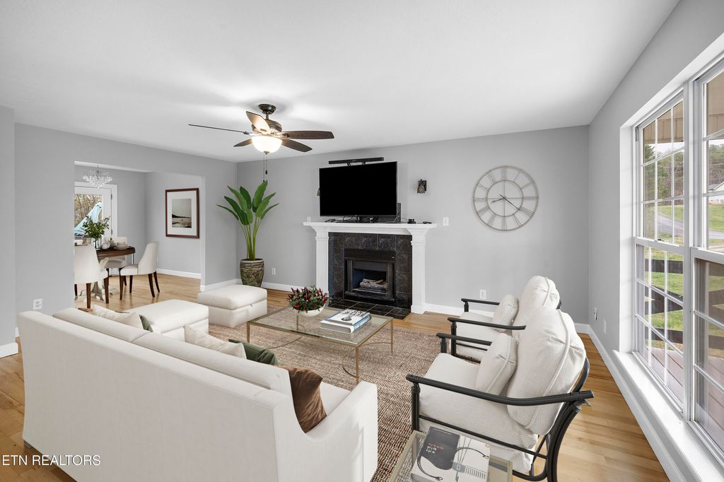 Photo of 814 Garners Landing Blvd, Seymour, TN 37865 (MLS # 1332405)