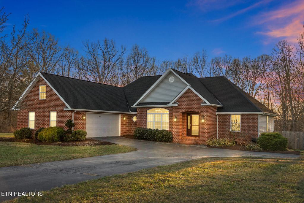 Photo of 1378 POW Camp Rd, Crossville, TN 38572 (MLS # 1326863)