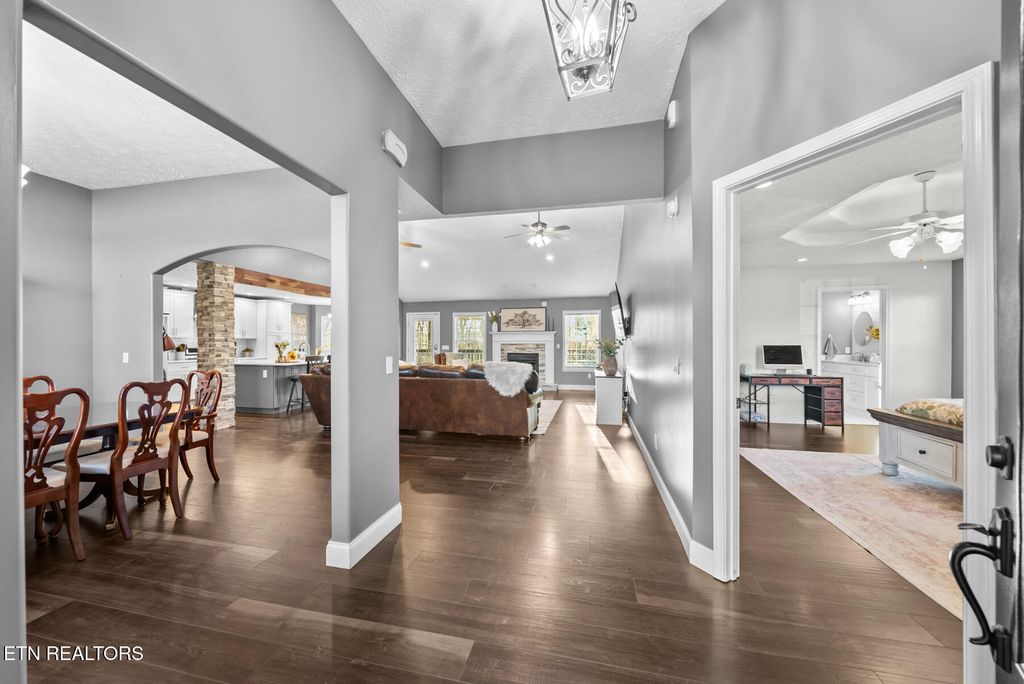 Photo of 1378 POW Camp Rd, Crossville, TN 38572 (MLS # 1326863)