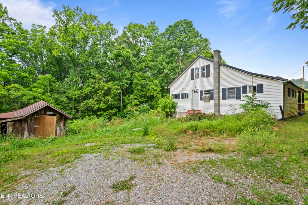 Photo of 138 Bethlehem Lane, LaFollette, TN 37766 (MLS # 1303858)