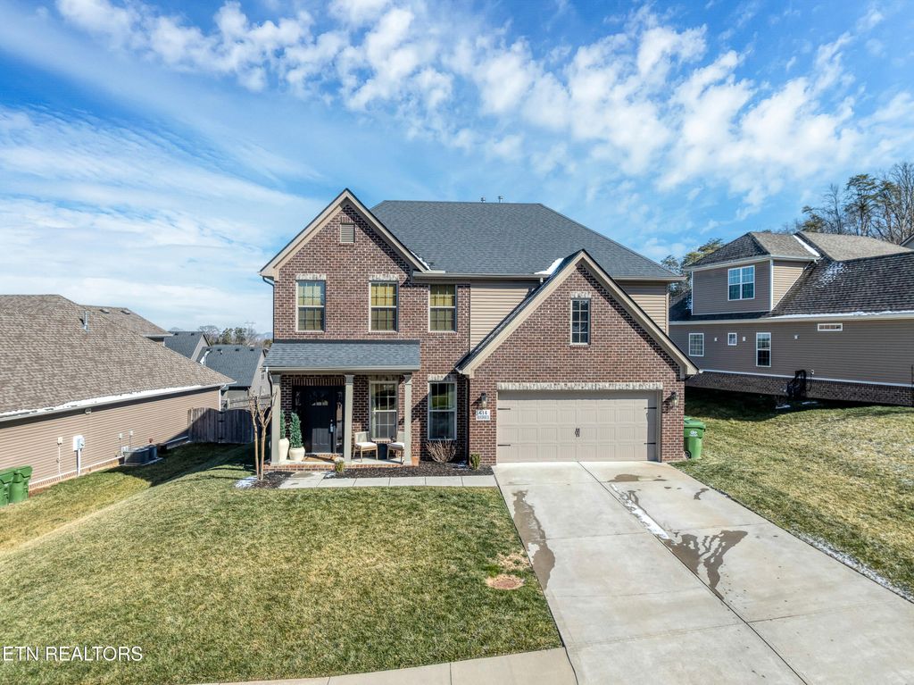 Photo of 614 Branchwood Lane, Maryville, TN 37801 (MLS # 1327601)