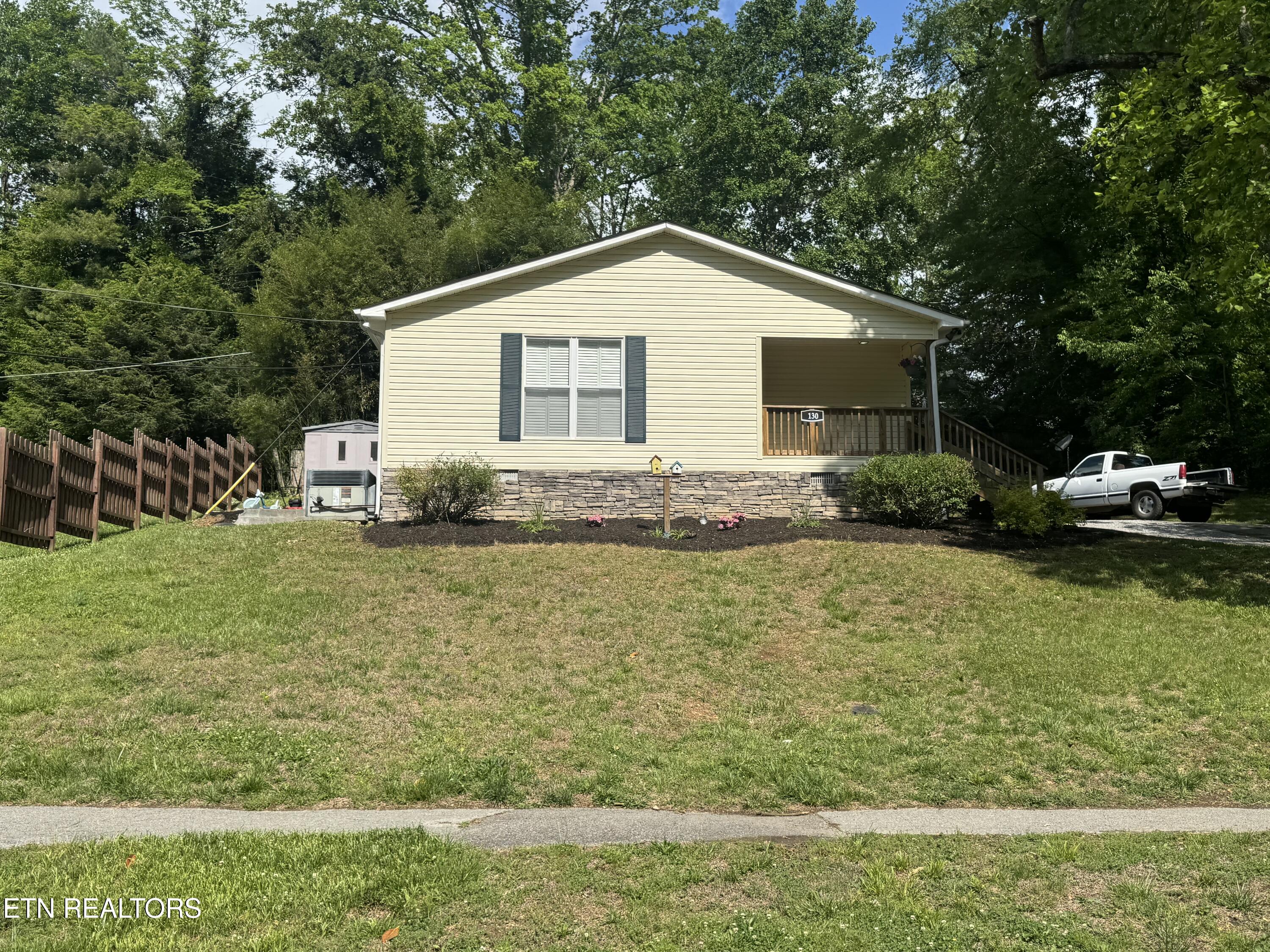 130 Crescent Rd