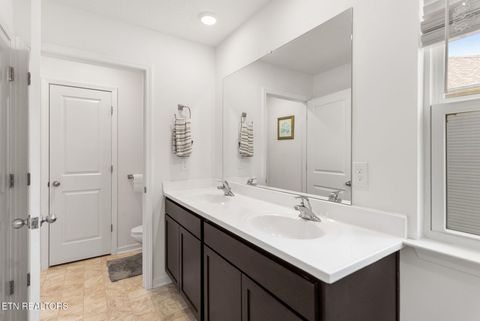 Tiny photo for 1106 Beacon Rd, Sevierville, TN 37876 (MLS # 1342115)