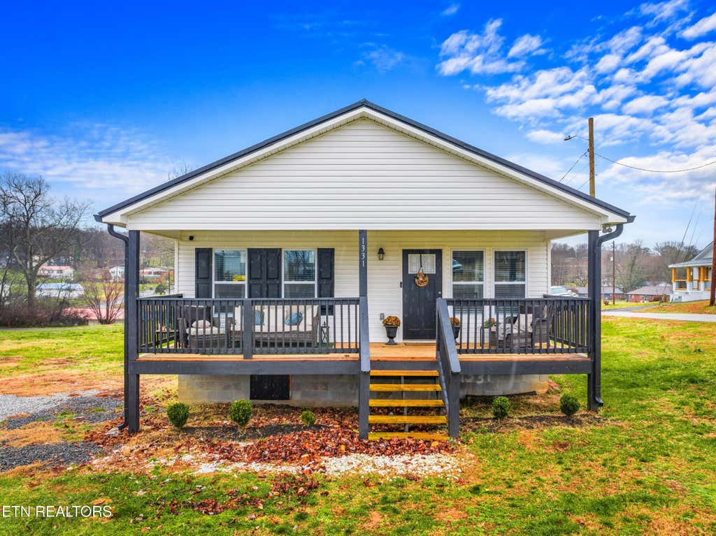 Photo of 1331 Goodson Ave, Morristown, TN 37814 (MLS # 1286365)