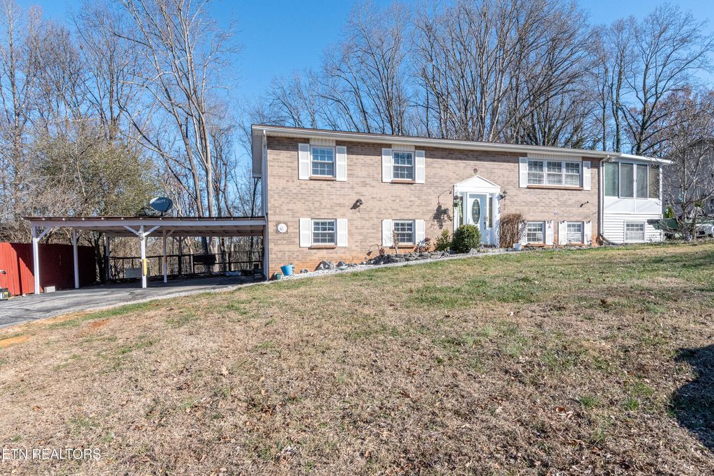 Photo of 6324 Gateway Lane, Knoxville, TN 37920 (MLS # 1324523)