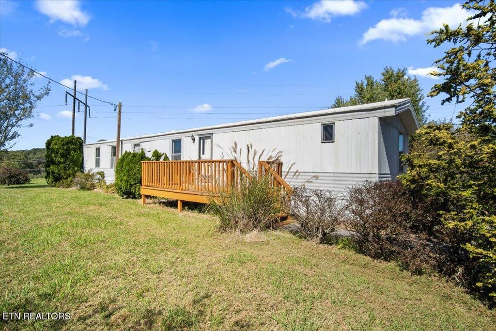 Photo of 579 Hodge Rd Rd, Bean Station, TN 37708 (MLS # 1300553)