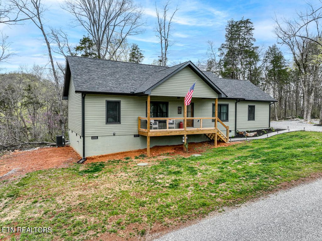 Photo of 2225 French Broad River Rd, Seymour, TN 37865 (MLS # 1295604)