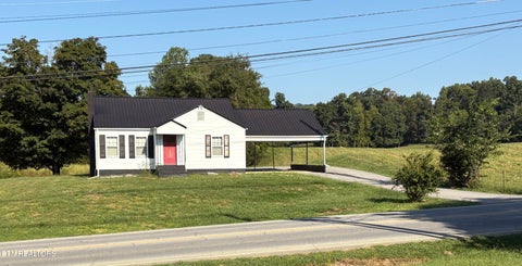 Photo of 2495 Snapps Ferry Rd, Greeneville, TN 37745 (MLS # 1355978)