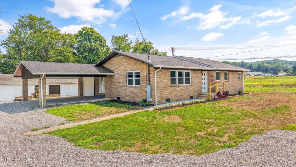 Photo of 7120 Ball Camp Pike, Knoxville, TN 37931 (MLS # 1350516)