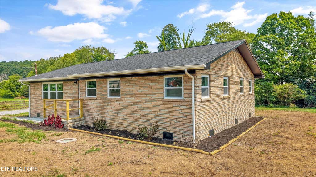 Photo of 7120 Ball Camp Pike, Knoxville, TN 37931 (MLS # 1350516)