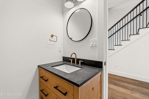 Tiny photo for 3972 Midland Ave, Knoxville, TN 37919 (MLS # 1332915)