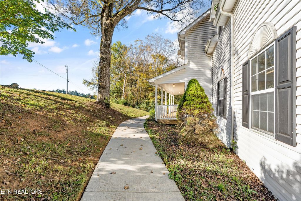 Photo of 151 Huntington Lane, Heiskell, TN 37754 (MLS # 1318994)