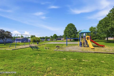 Tiny photo for 1347 Mountain View Circle, Maryville, TN 37801 (MLS # 1355604)