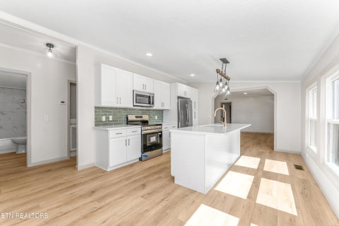 Tiny photo for 1347 Mountain View Circle, Maryville, TN 37801 (MLS # 1355604)