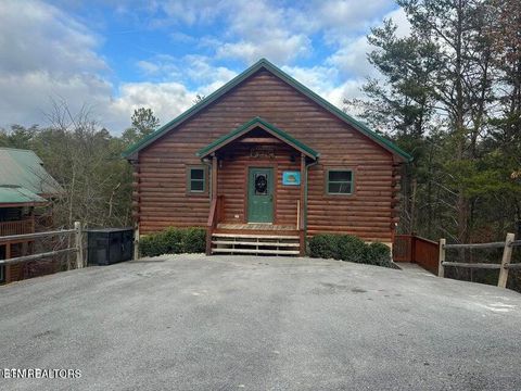 Photo of 3202 Steeple Way, Pigeon Forge, TN 37863 (MLS # 1327166)