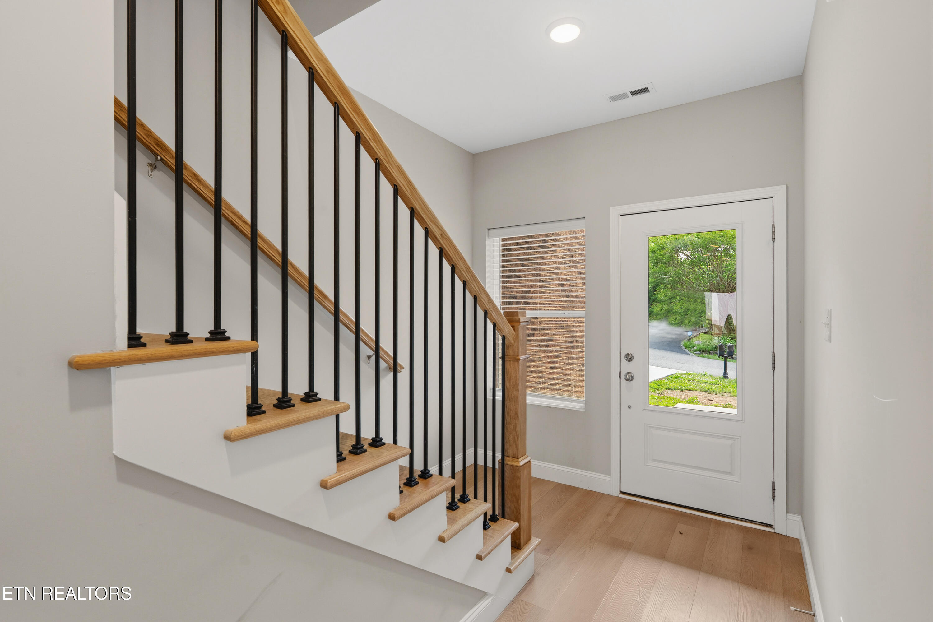 1336 Gatewood Lane