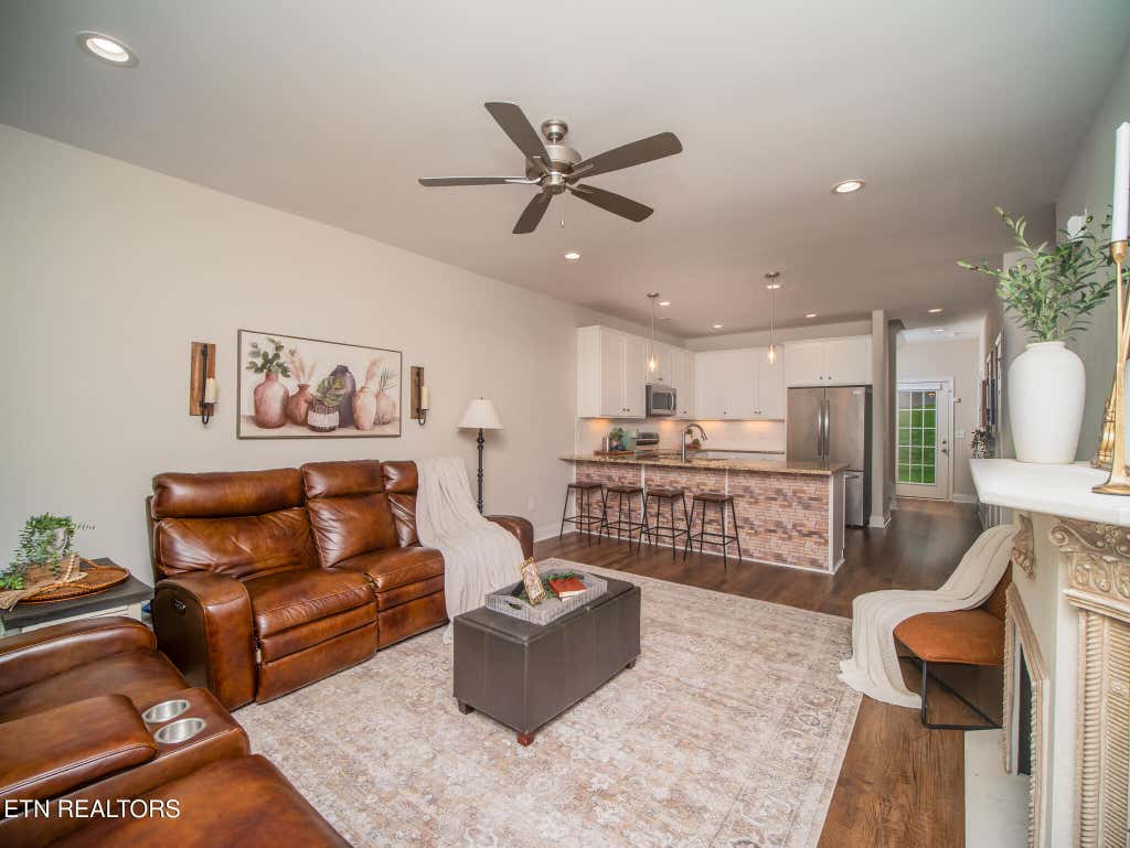 Photo of 496 Jacksonian Way, Lenoir City, TN 37772 (MLS # 1349428)