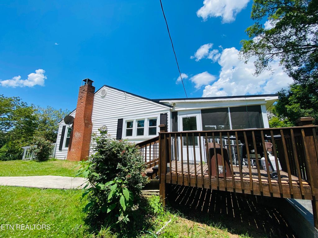 Photo of 364 Jasmine Drive, Newport, TN 37821 (MLS # 1324323)