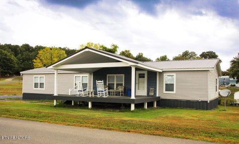 Photo of 1680 Canal Lane, Dandridge, TN 37725 (MLS # 1357736)