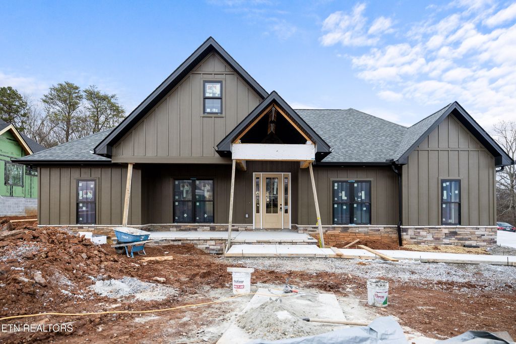 Photo of 914 Sophie Drive, Greenback, TN 37742 (MLS # 1293552)