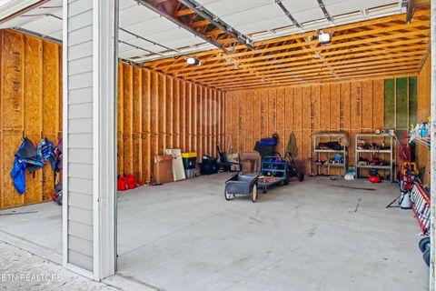 Tiny photo for 597 E Norris Point Rd, LaFollette, TN 37766 (MLS # 1342090)