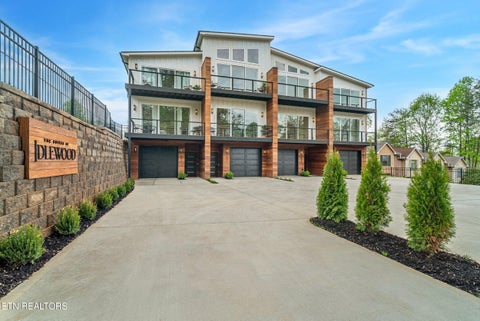 Photo of 643 Idlewood Lane, Knoxville, TN 37923 (MLS # 1357792)