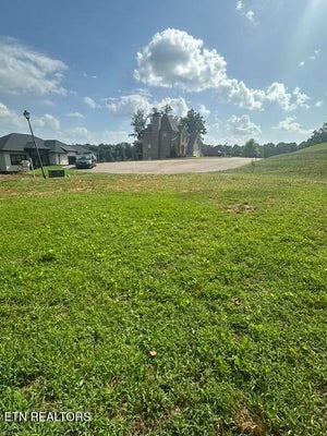 481 LAUREL RIDGE LN, KNOXVILLE, TN 37922 - Image 9fdd2970ebcffc1803016c4b08df0a89/743961806