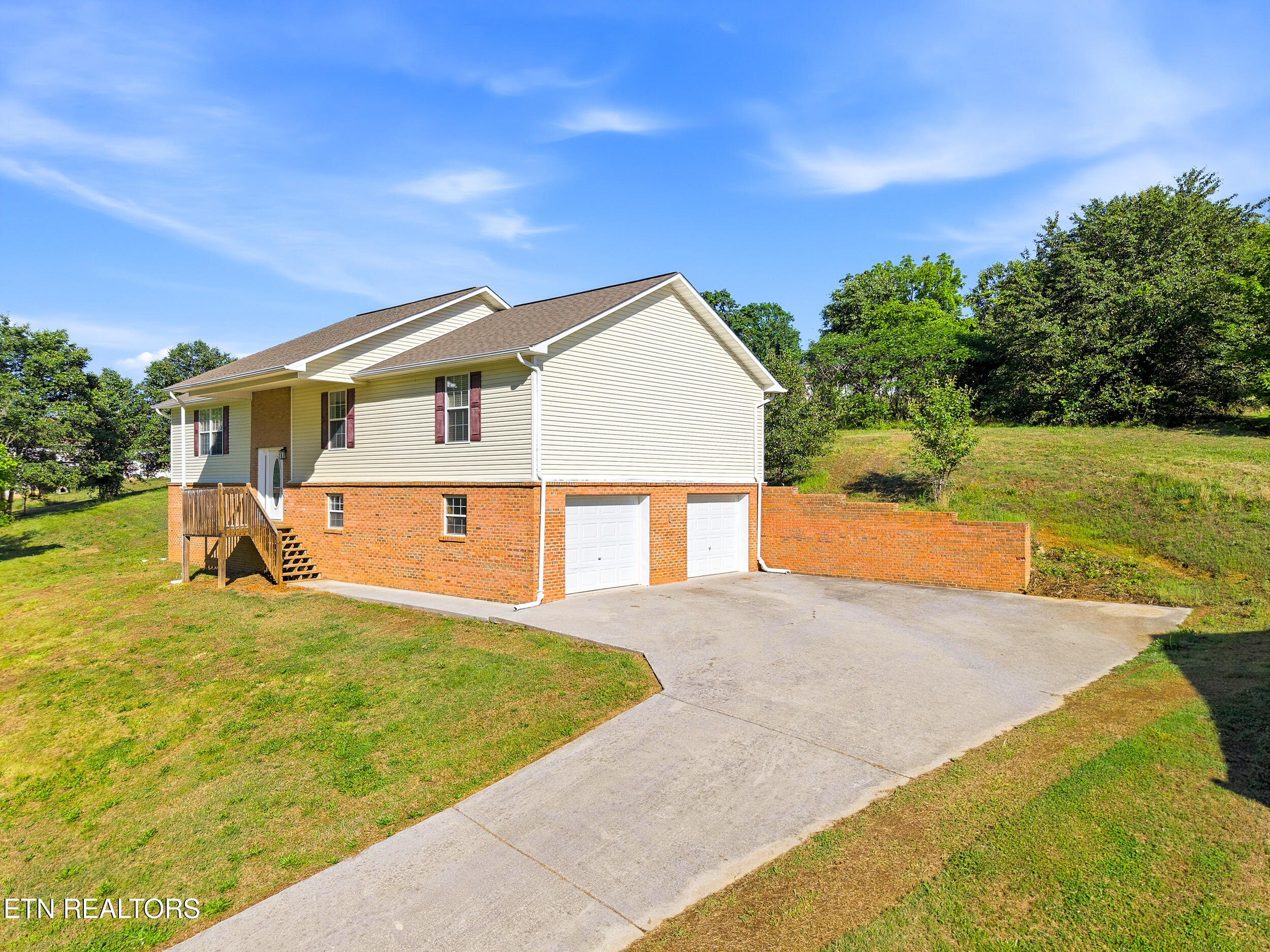1690 River Bend Rd