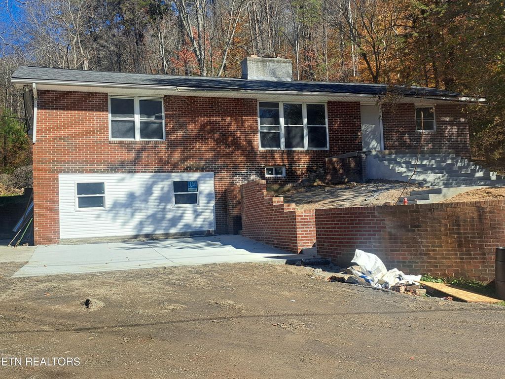 Photo of 3525 Norris Fwy, Heiskell, TN 37754 (MLS # 1321847)