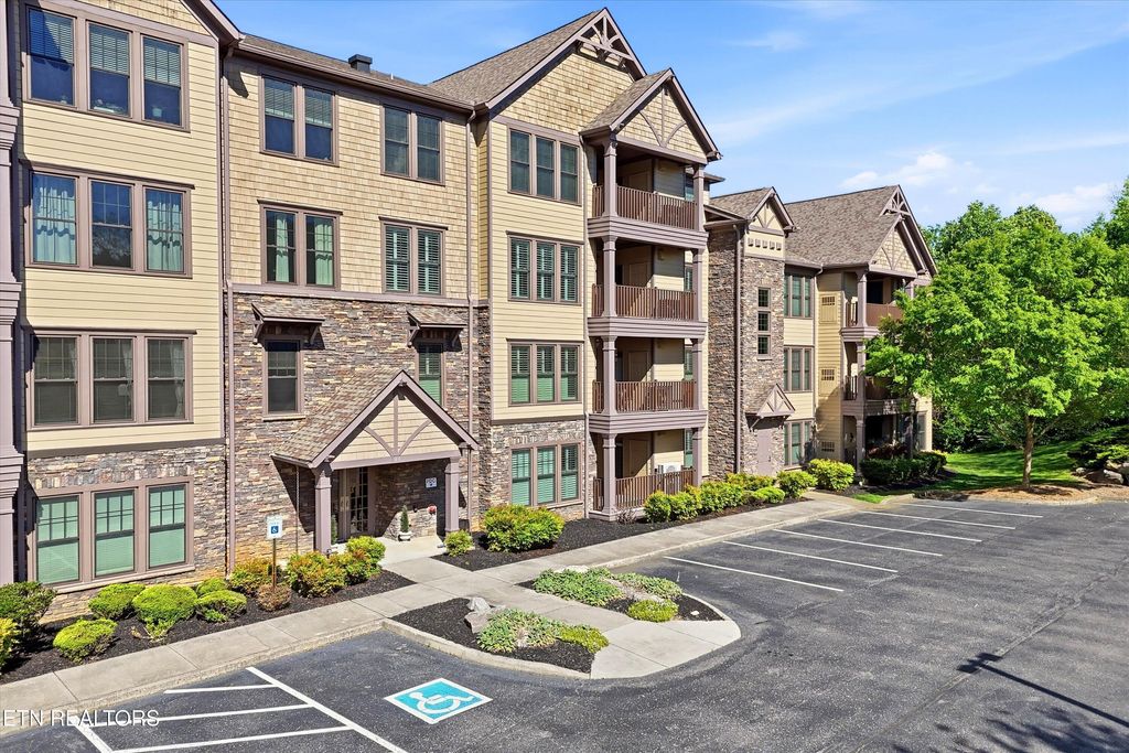 Photo of 334 Centennial Bluff Blvd, Oak Ridge, TN 37830 (MLS # 1338102)