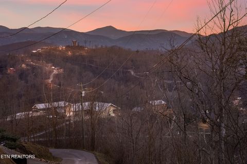 Tiny photo for 3 Tower Rd, Gatlinburg, TN 37738 (MLS # 1312629)