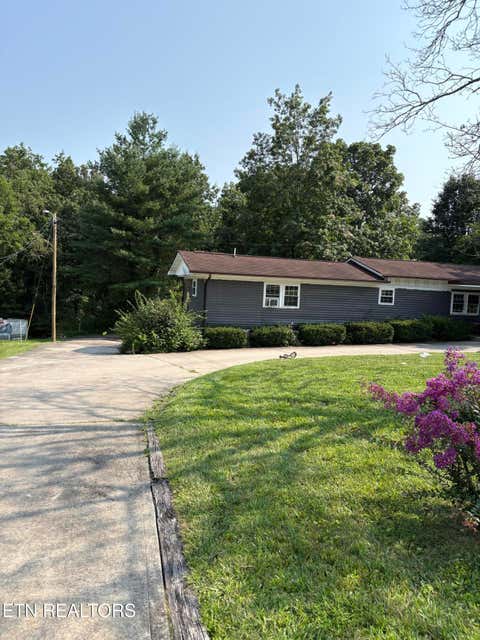Tiny photo for 9258 Cherokee Tr, Crossville, TN 38572 (MLS # 1349690)