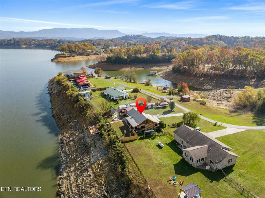 Photo of 1778 Breezie Point Lane, Dandridge, TN 37725 (MLS # 1283223)