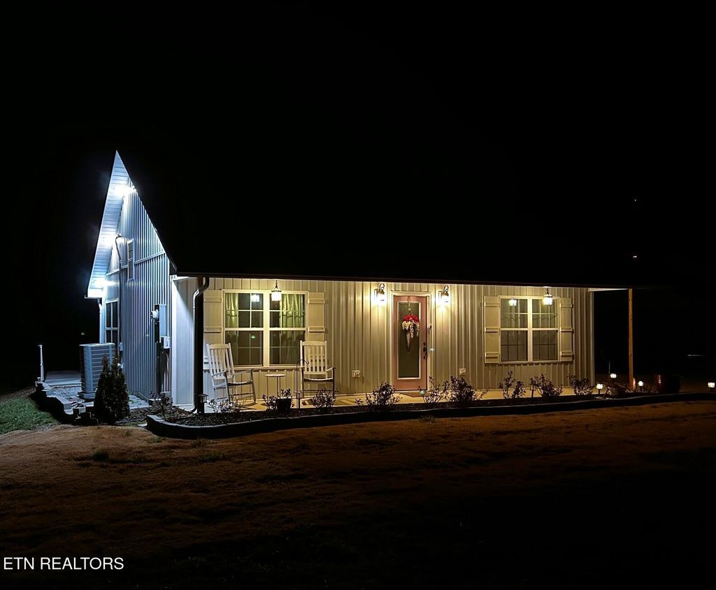 Photo of 5055 New Hwy 68, Madisonville, TN 37354 (MLS # 1325060)