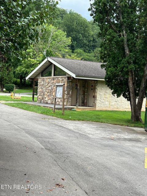 Tiny photo for 196 Highway 73, Townsend, TN 37882 (MLS # 1312295)