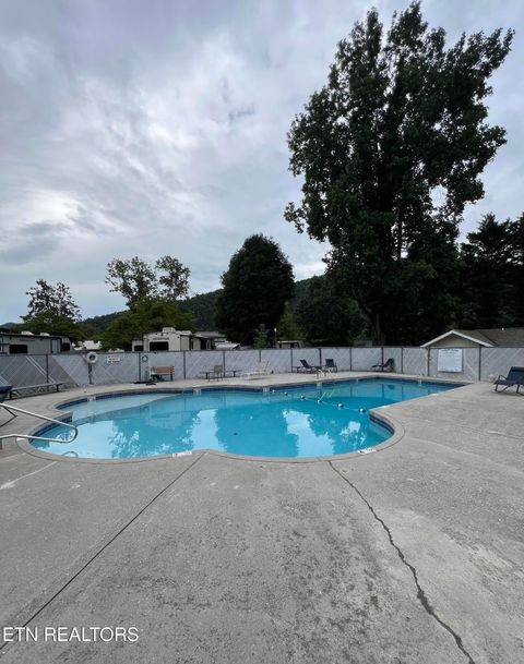 Tiny photo for 196 Highway 73, Townsend, TN 37882 (MLS # 1312295)