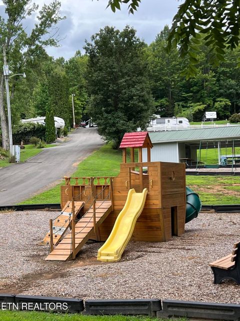 Tiny photo for 196 Highway 73, Townsend, TN 37882 (MLS # 1312295)