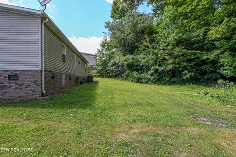 Tiny photo for 214 Loggers Lane, Clinton, TN 37716 (MLS # 1345717)