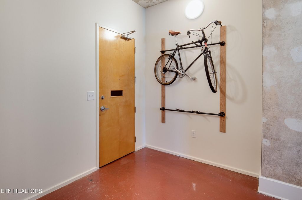 Photo of 116 S Gay St #602, Knoxville, TN 37902 (MLS # 1313032)