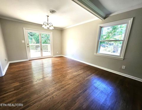 Tiny photo for 107 Nebraska Ave, Oak Ridge, TN 37830 (MLS # 1322951)